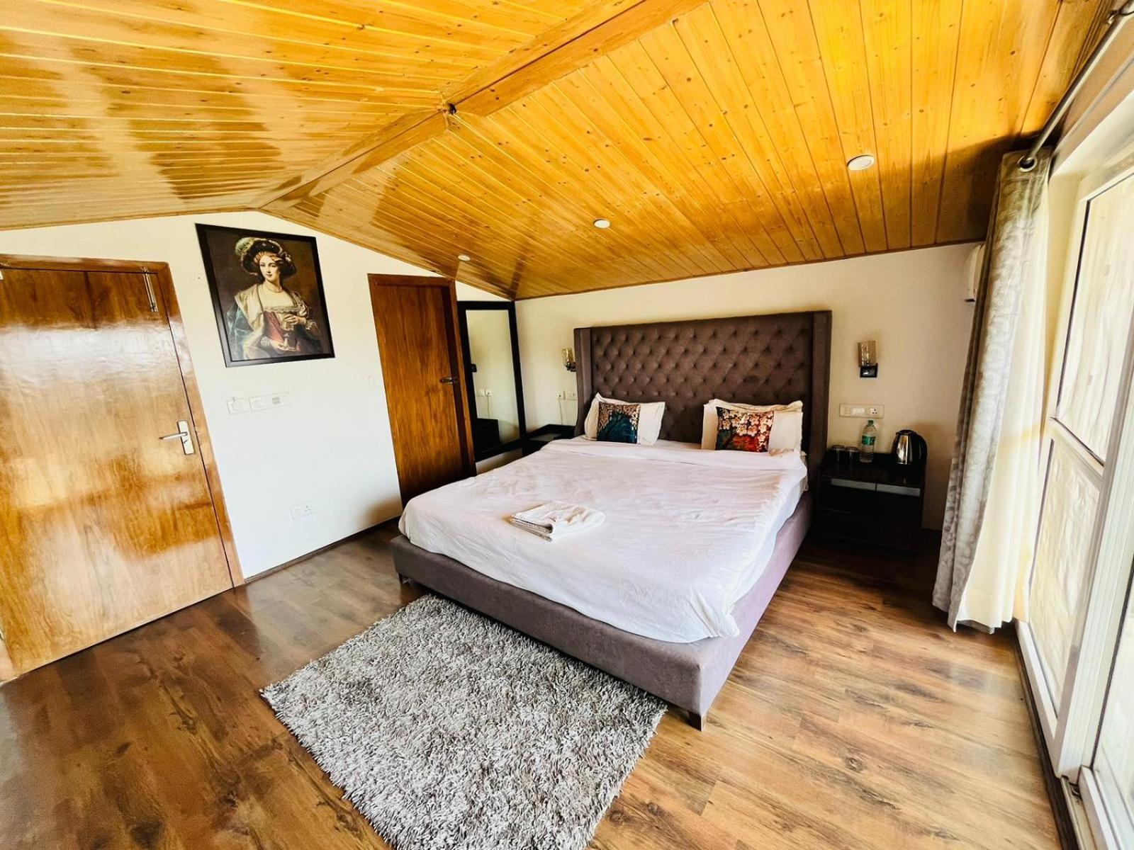 Weekend Vibes Bed and Breakfast Kasauli Eksteriør billede